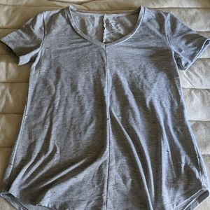 Grey tee shirt